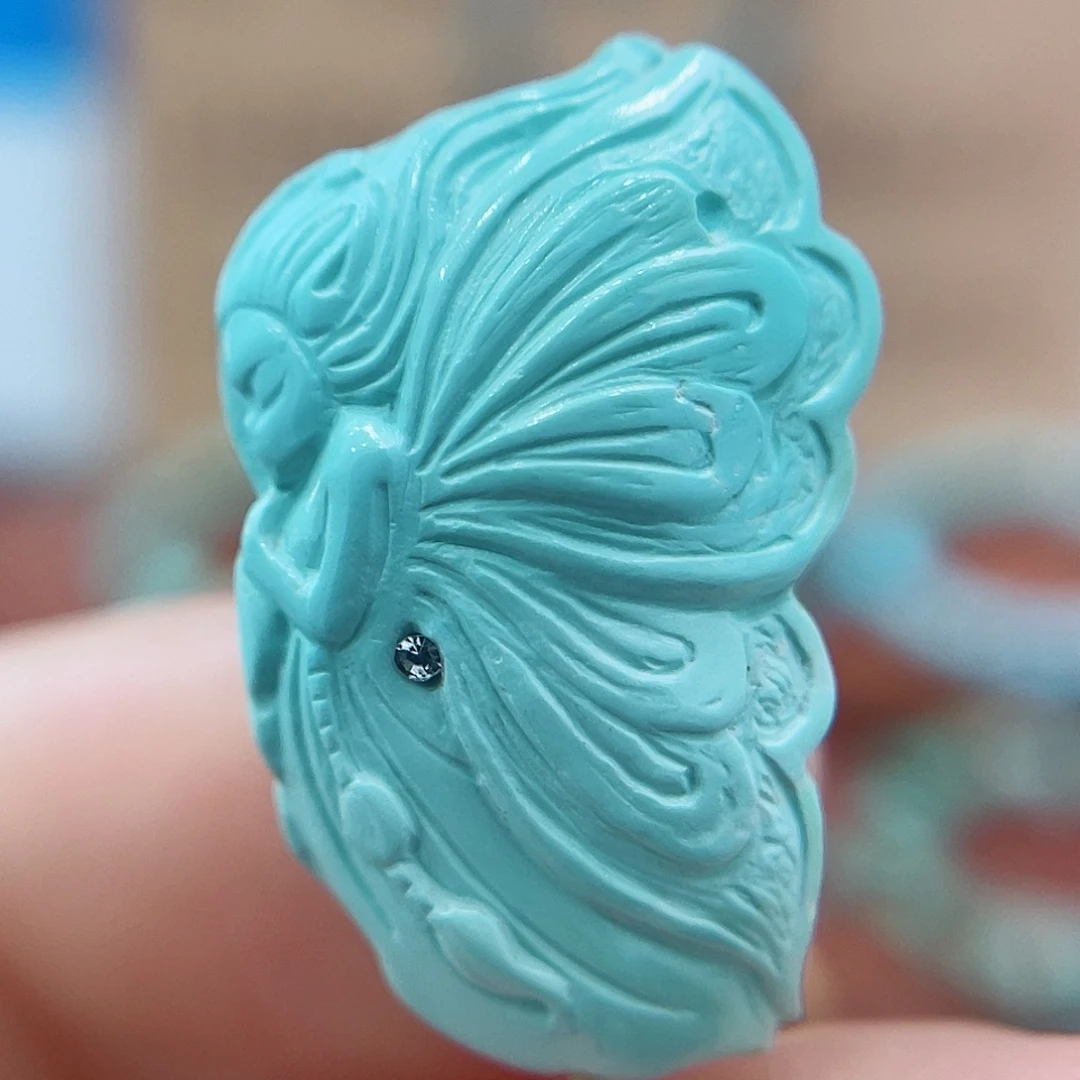 绿松石未镶嵌珠宝奇石