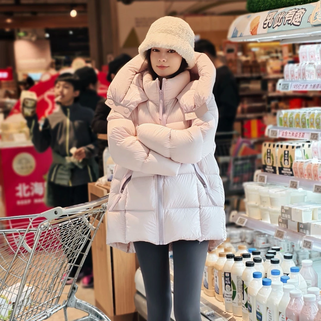 90白鹅绒2024冬新款连帽宽松茧型云朵泡芙羽绒服女中长款显瘦加厚