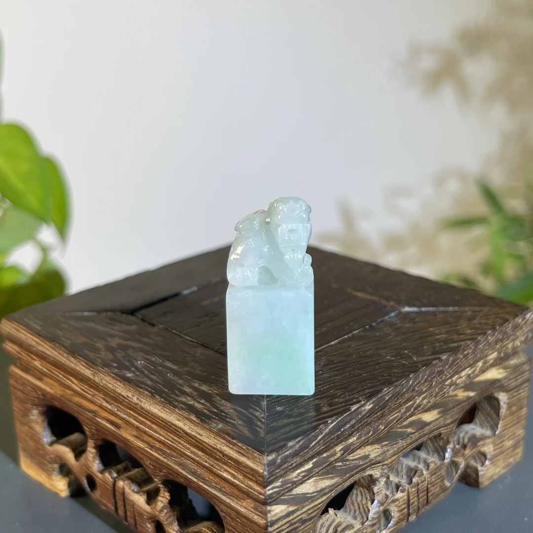 JTW12-08 天然缅甸翡翠A货 印章