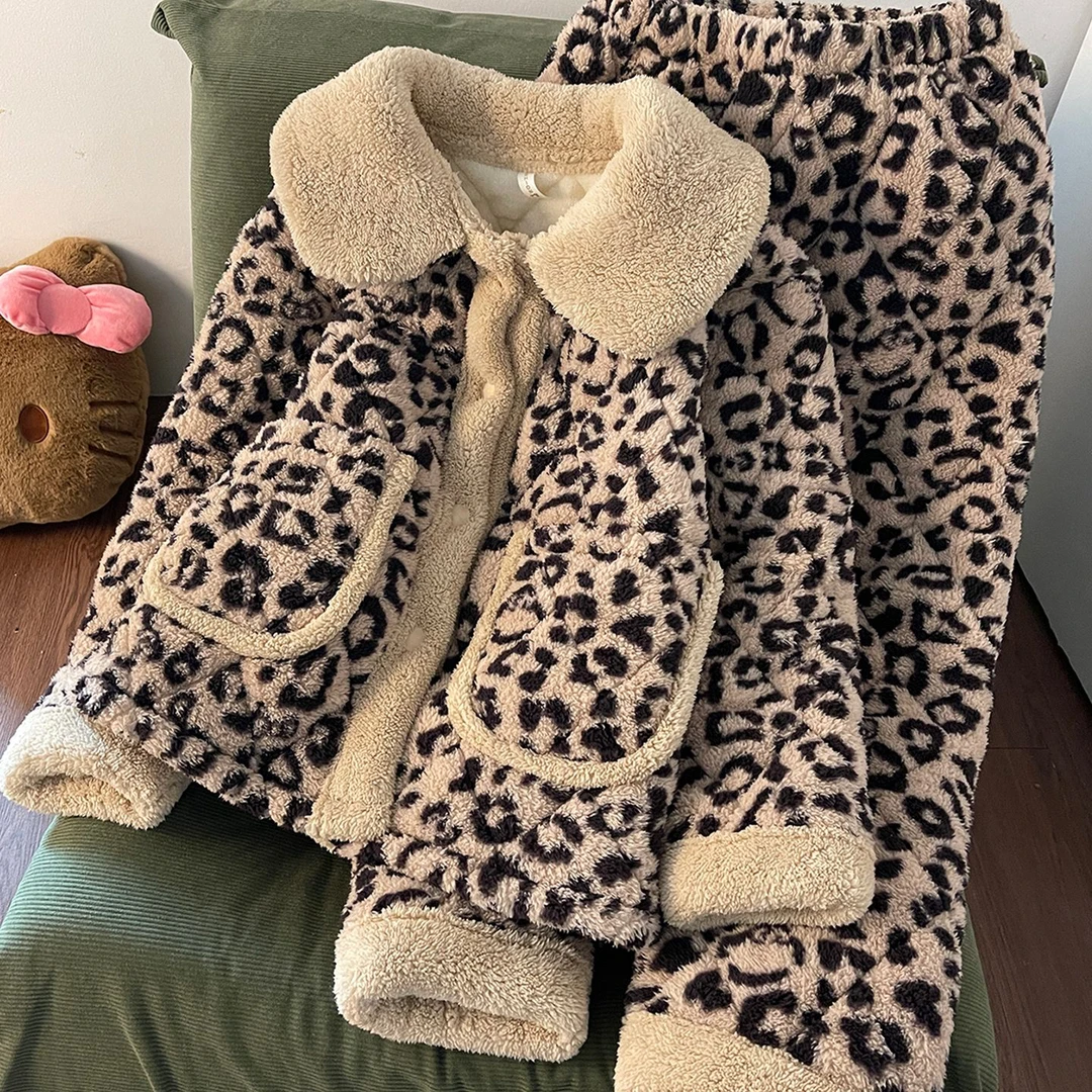 珊瑚绒睡衣女秋冬季三层夹棉大码加厚法兰绒黑斑纹套装冬天家居服