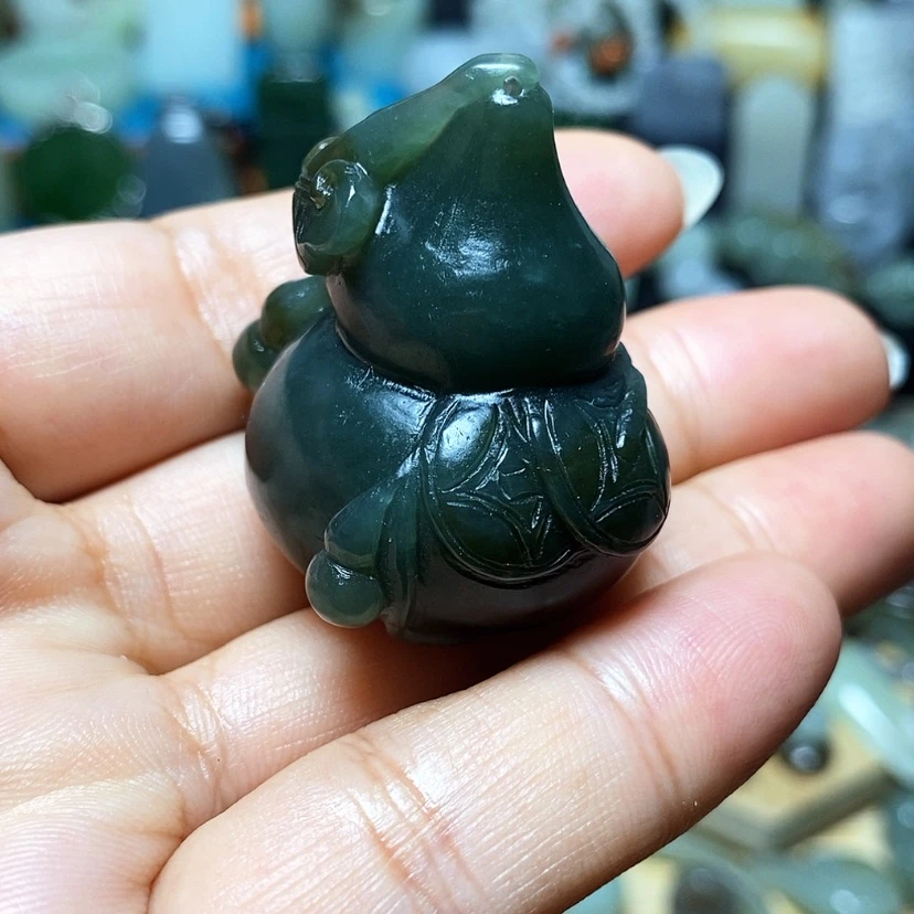 【闪购商品】颈饰未镶嵌和田玉