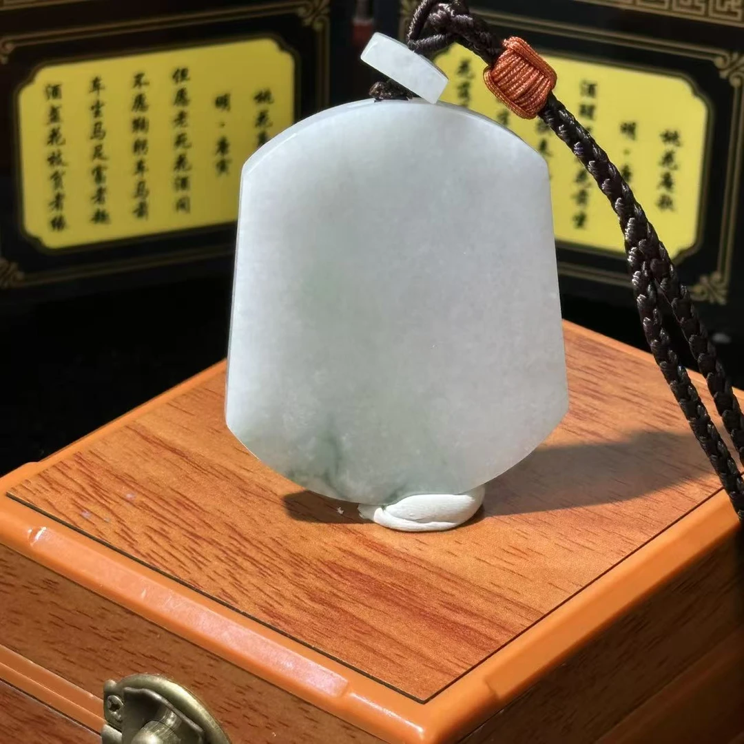 4897-天然翡翠-飘花无事牌