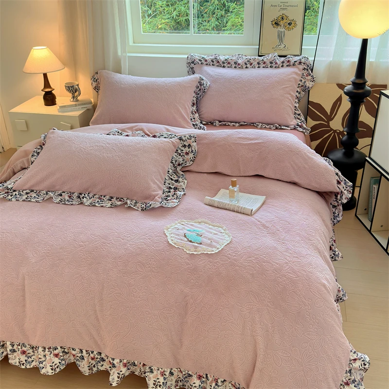 法式满版加厚雕花牛奶绒四件套冬季双面绒花边被套加绒被罩床单款
