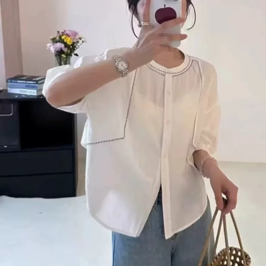 夏季新款韩系圆领刺绣宽松单排扣显瘦透气衬衫女小衫