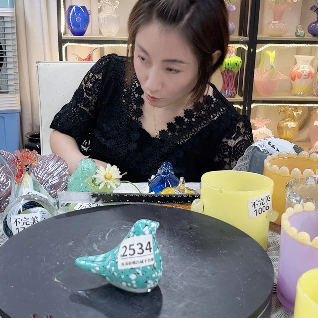 不完美琉璃花瓶摆件