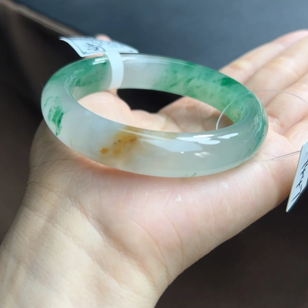 石英质玉手镯未镶嵌57