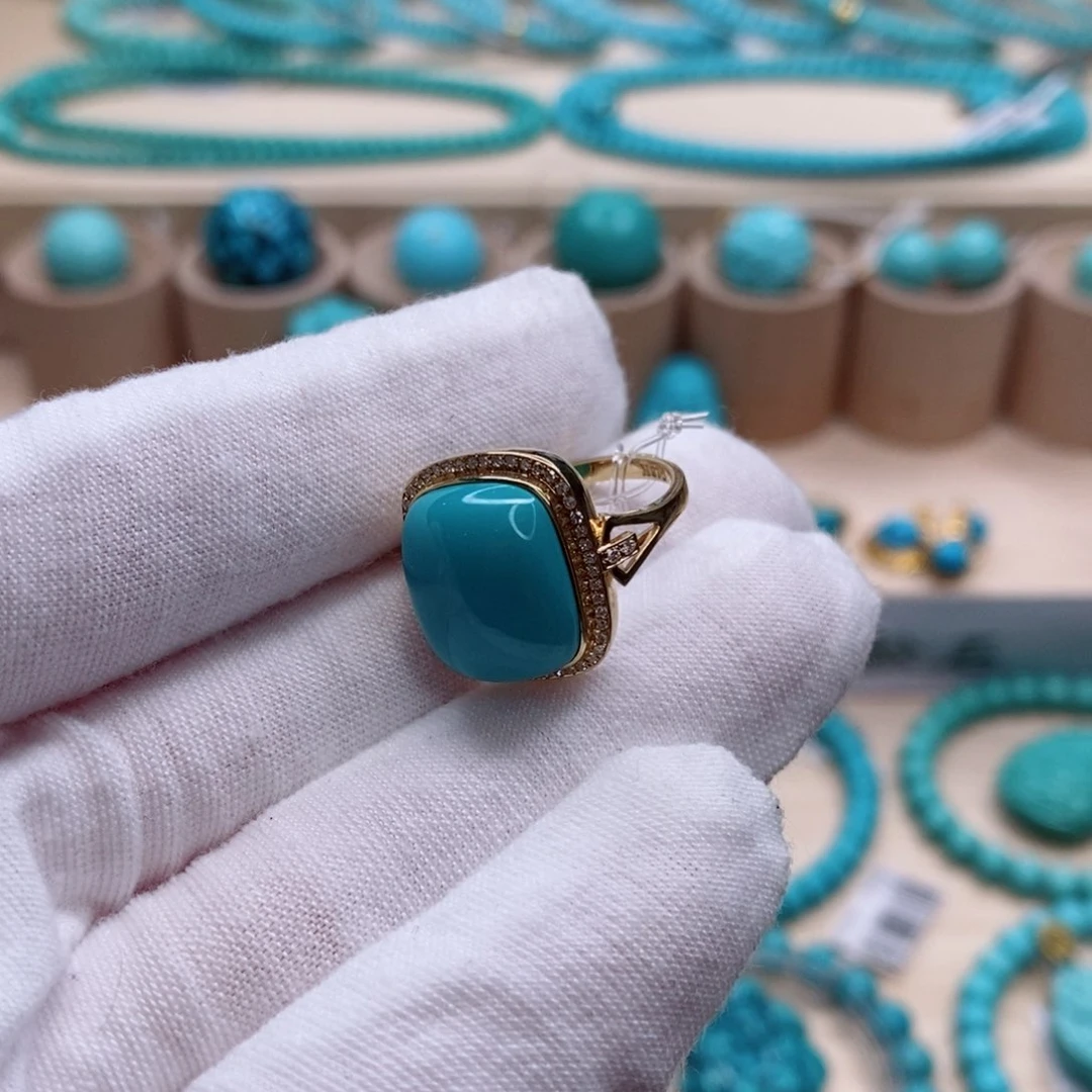 绿松石珠宝奇石18K金镶嵌