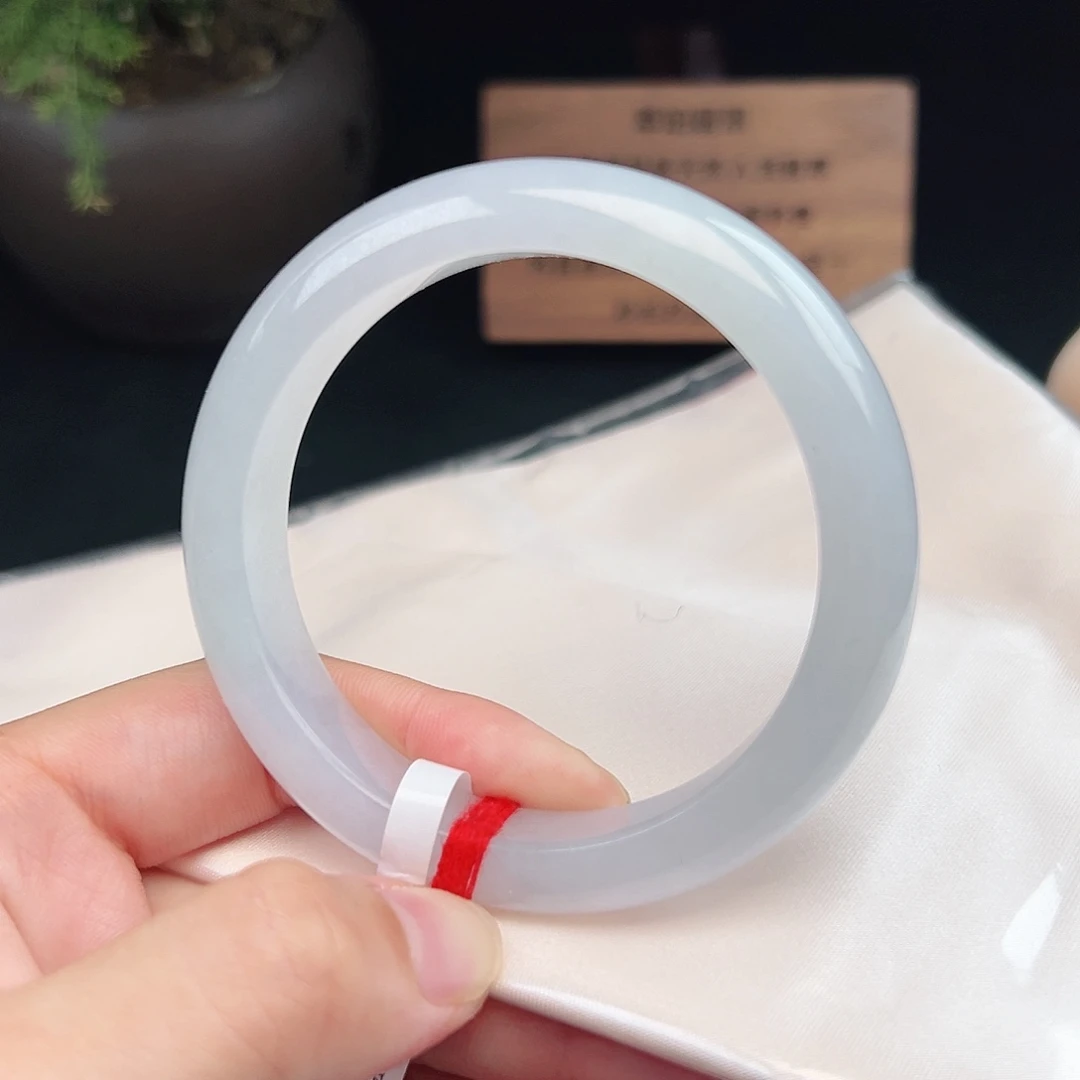 翡翠未镶嵌手镯b0704-1