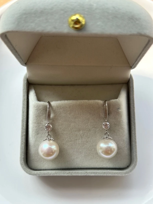 天然淡水珍珠11-12mm设计款灵动气质耳钩R966