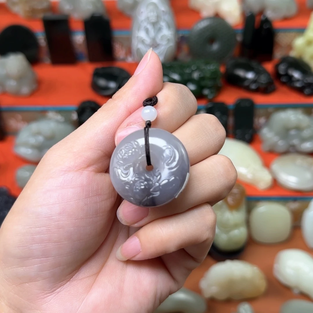 未镶嵌和田玉把件