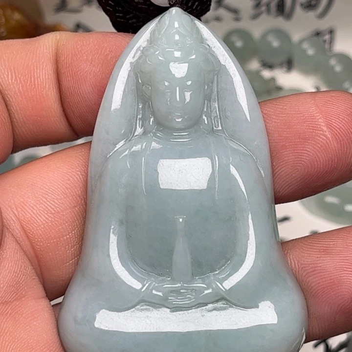 翡翠未镶嵌颈饰素衣观音