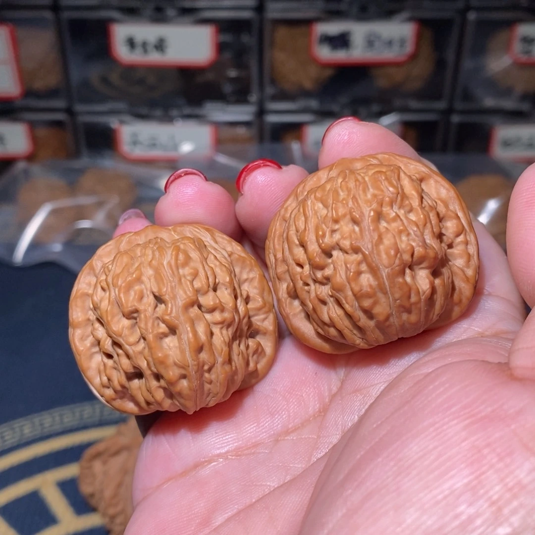 凌***默把件文玩核桃汉高楼