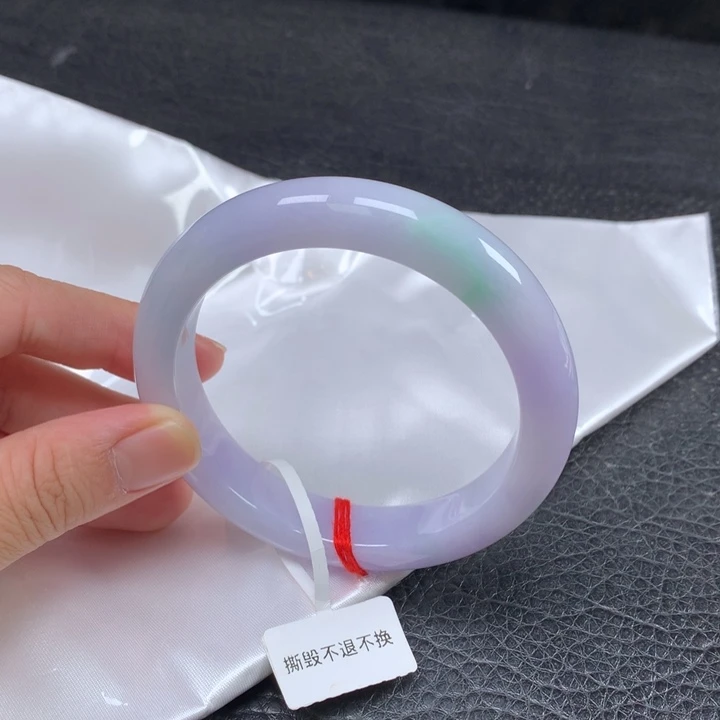 翡翠未镶嵌手镯