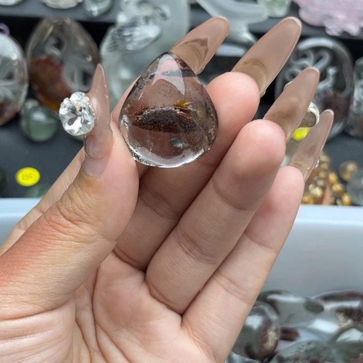 未镶嵌吊坠(赠链)水晶