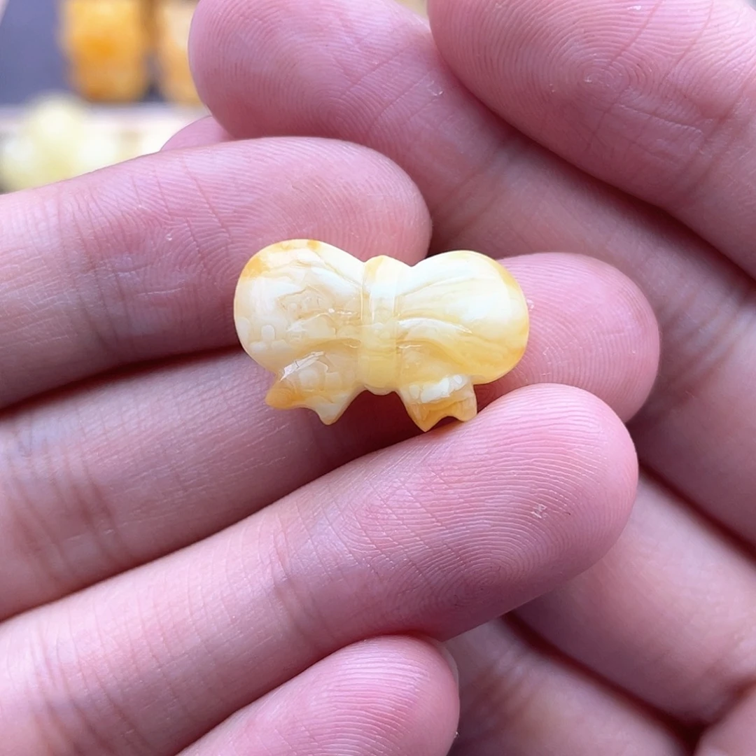 未镶嵌琥珀裸石蜜蜡