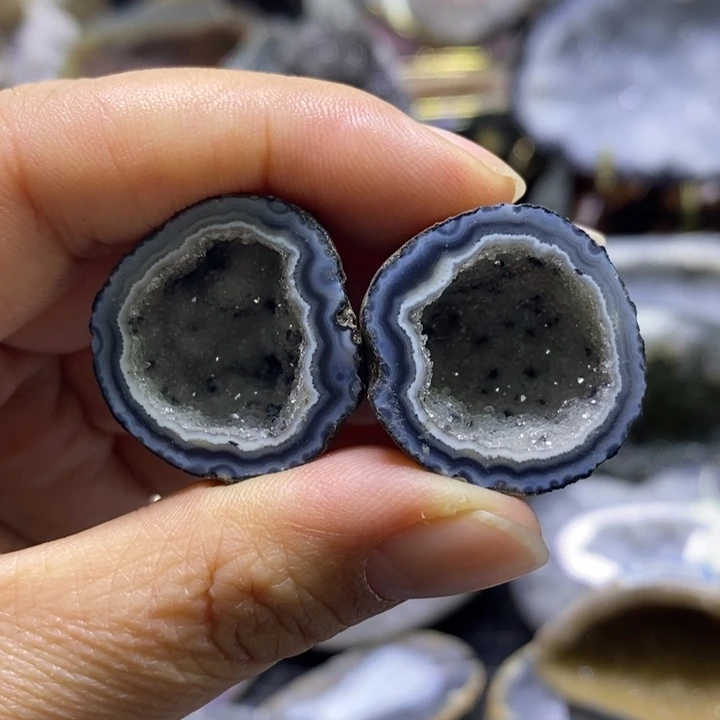 未镶嵌珠宝半成品水晶R****5