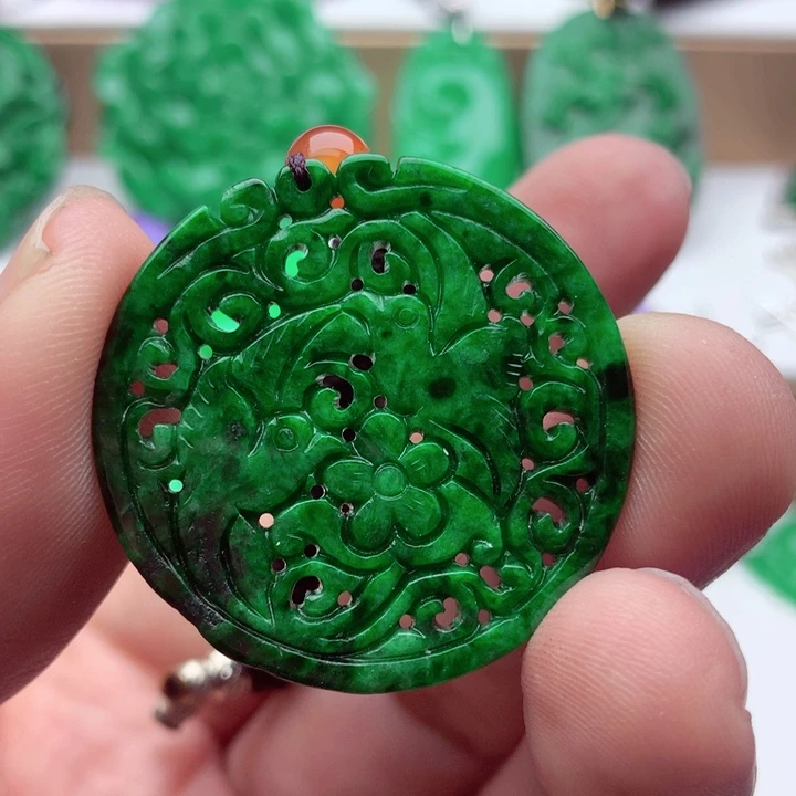 翡翠未镶嵌吊坠(不含链)