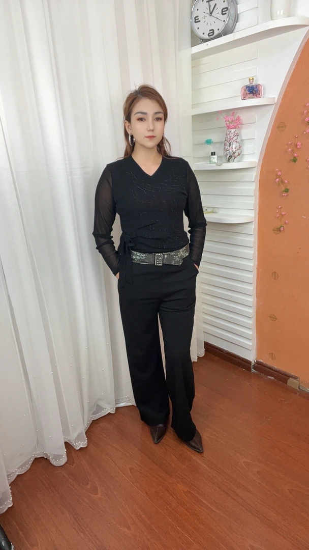 新款三个颜色神衣