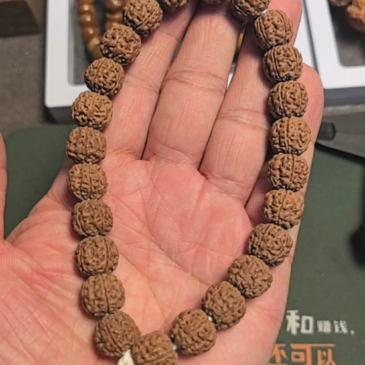 金刚菩提把件一代盘龙小金刚单圈，12左右尺寸的，下水精挑