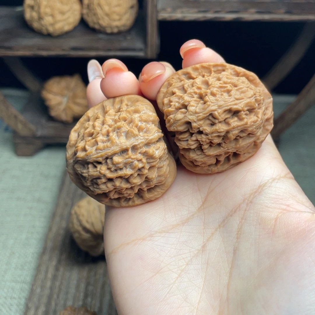 M***.文玩核桃吊坠南疆石40