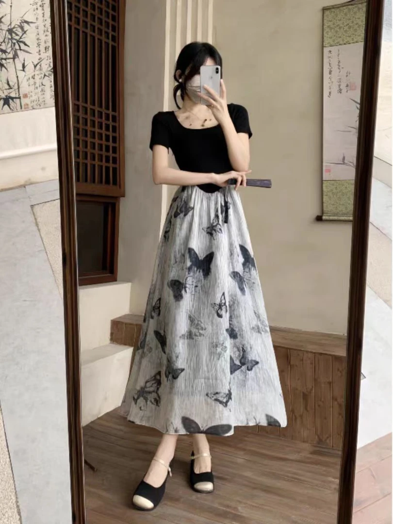 新中式国风水墨蝴蝶连衣裙夏大码胖mm收腰遮肚假两件黑色u领t恤裙