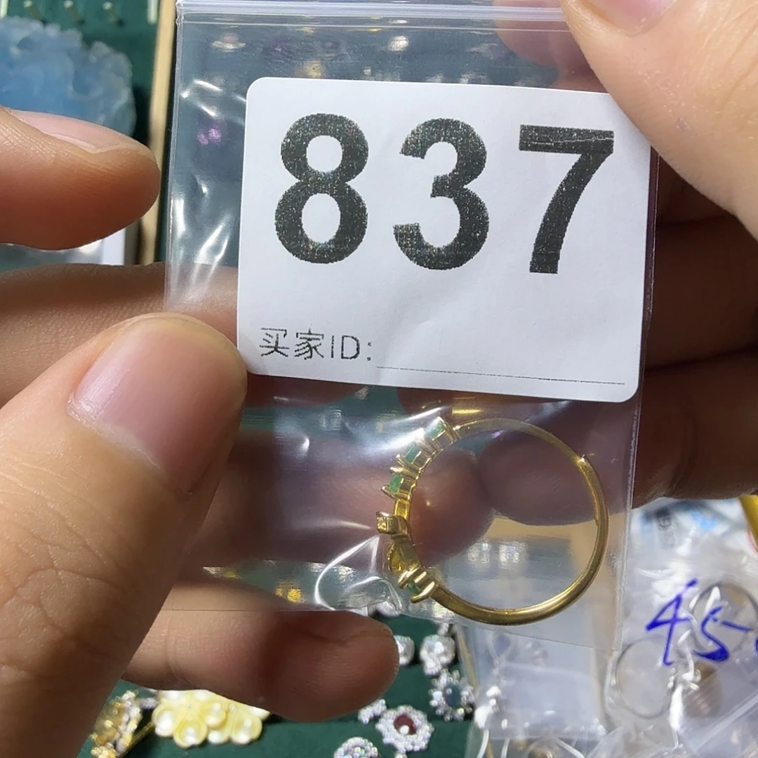 爆****祖母绿银S925镶嵌戒指