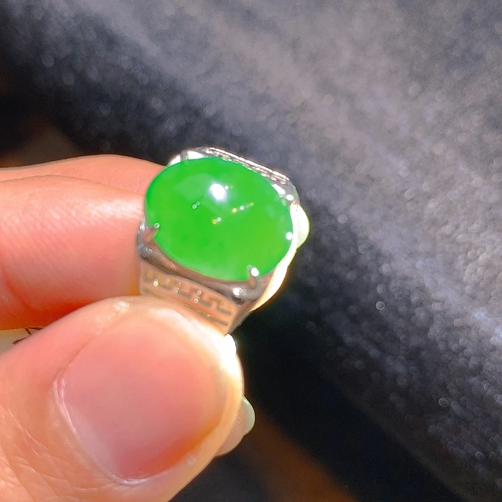 【闪购商品】翡翠颈饰银S925镶嵌翡翠