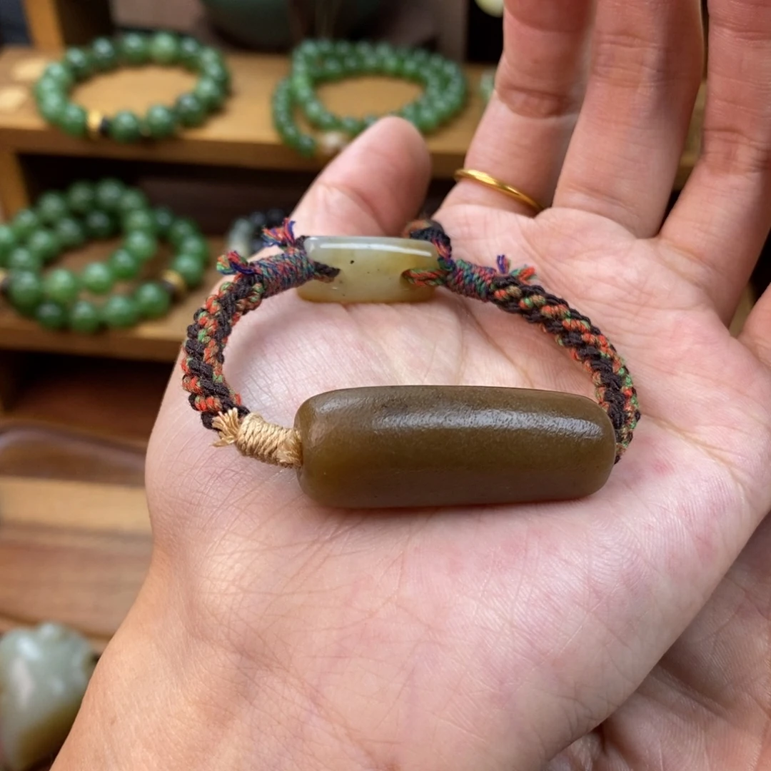 n***d和田玉（糖玉）未镶嵌颈饰