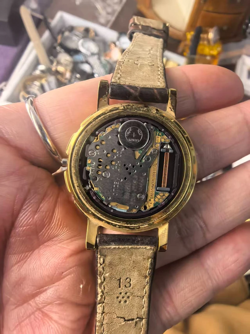 钟表配件时尚简约