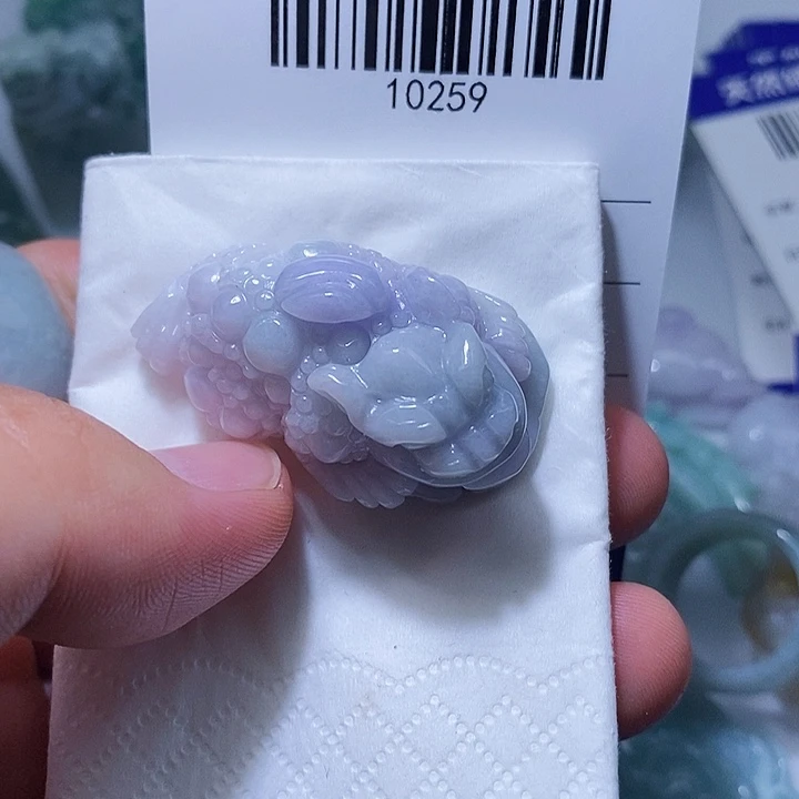 翡翠未镶嵌颈饰天光墟翡翠市场现金代购