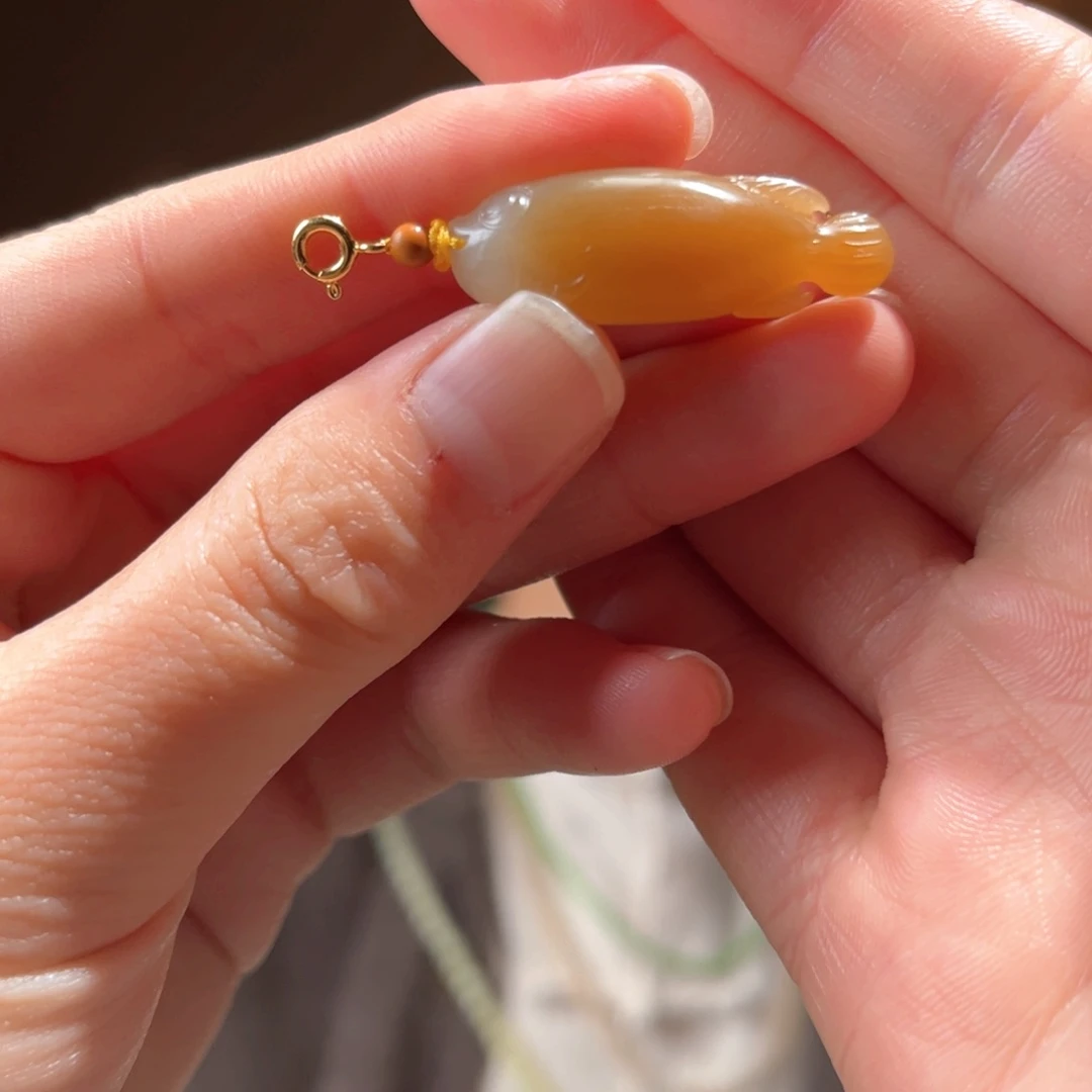 吊坠(不含链)银S925镶嵌和田玉新疆金山鱼260