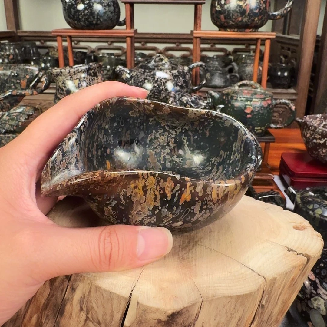 梅花玉微瑕公道杯