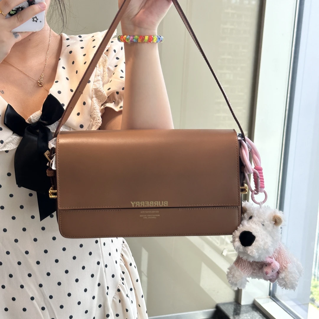 95新 BURBERRY/博柏利 95新巴宝莉斜挎包