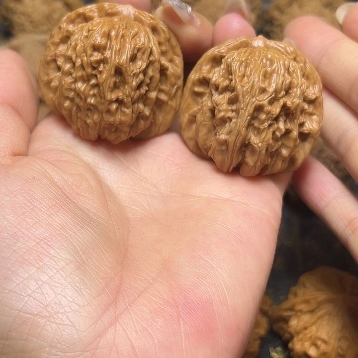 文玩核桃吊坠40四座楼