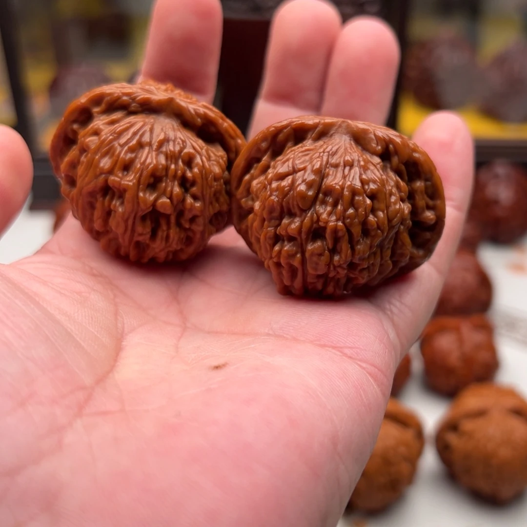 把件猴头核桃剑*四座楼狮子头