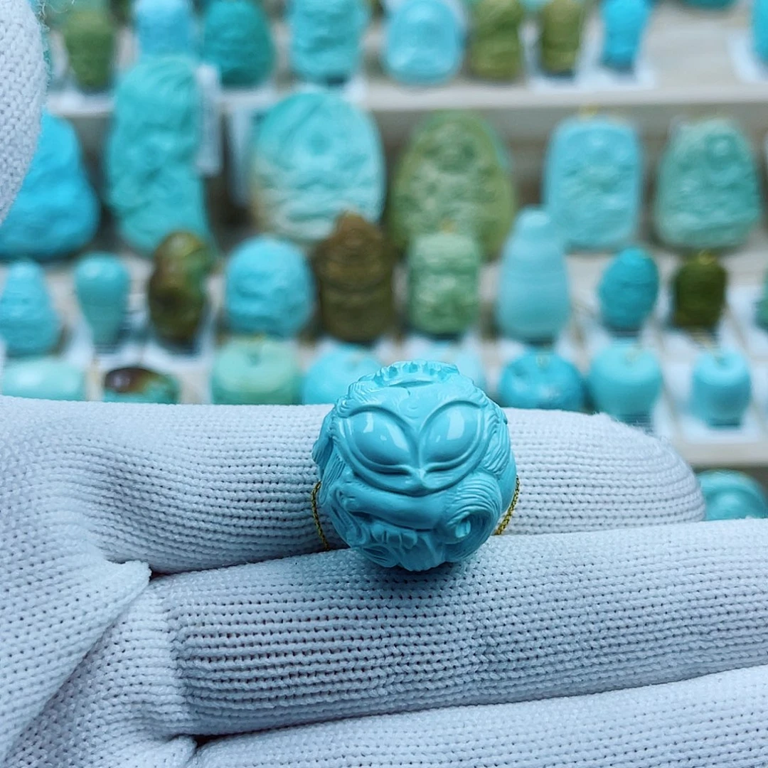 绿松石未镶嵌珠宝奇石