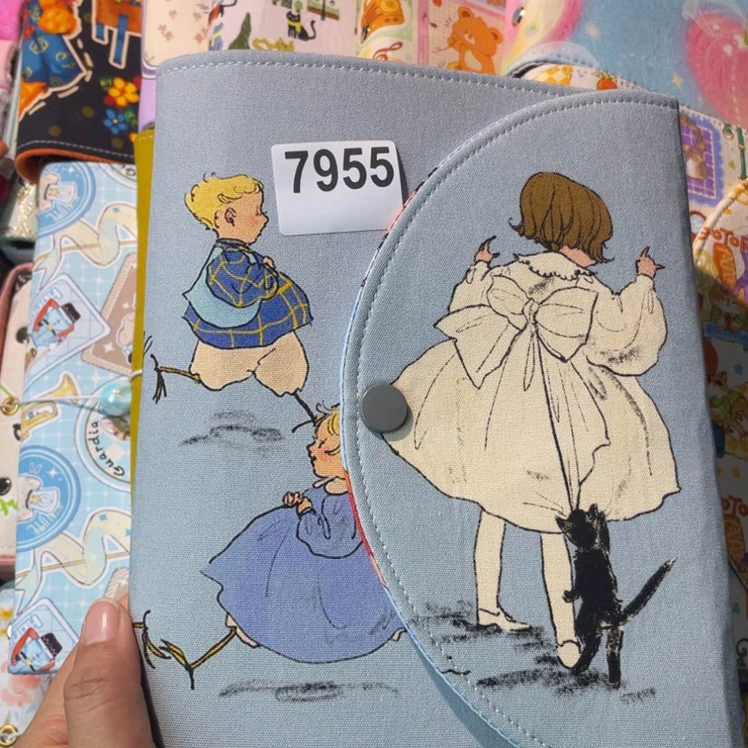 忧***鹉刺绣A5 活页不加纸7955。