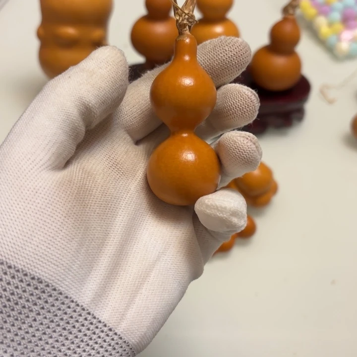 M****天然手捻老的葫芦