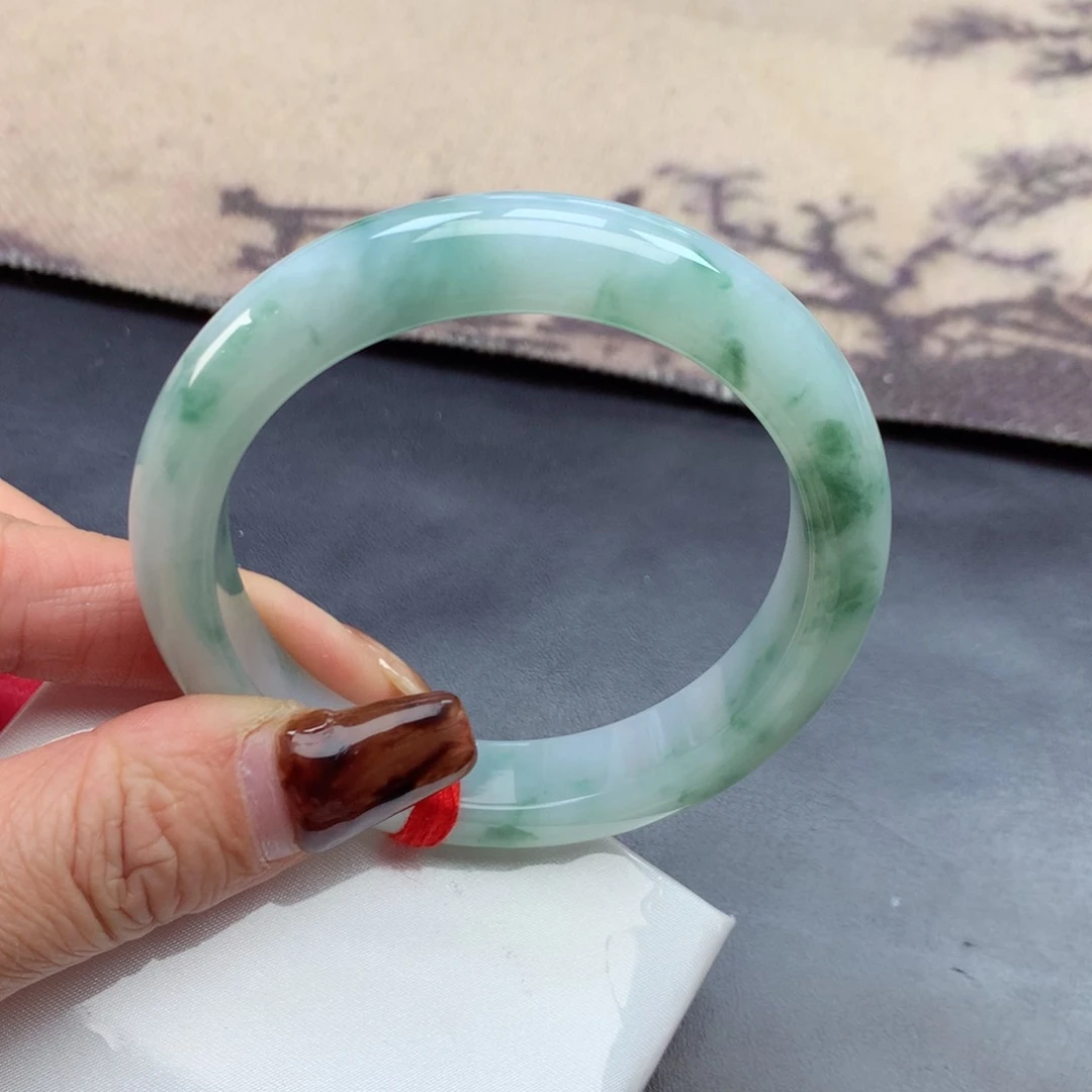 未镶嵌手镯翡翠缅甸翡翠手镯