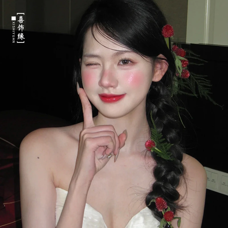 高级感甜美新娘头饰超仙森系仿真树莓边夹婚纱礼服配饰20250331