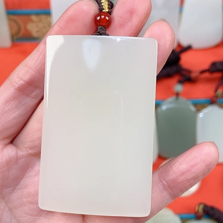 【闪购商品】颈饰未镶嵌和田玉