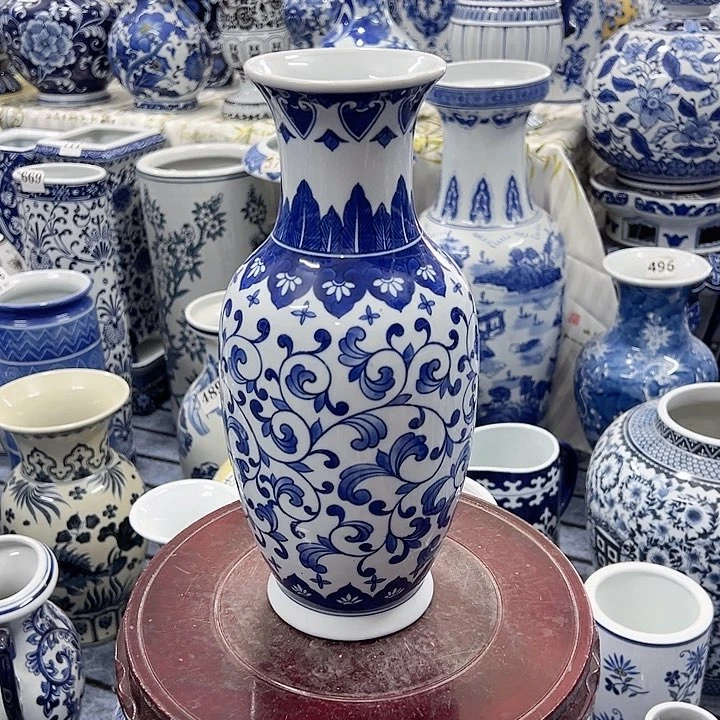 摆件青花瓷手绘高温釉下彩家居摆件，花瓶
