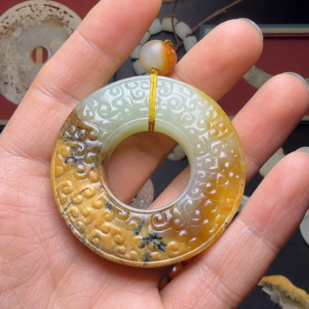 无***人和田玉（糖玉）未镶嵌挂件