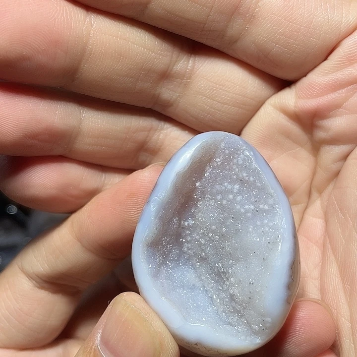 未镶嵌水晶大型摆件（非配饰）