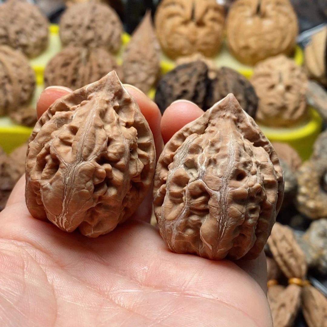 文玩核桃吊坠瑕疵65