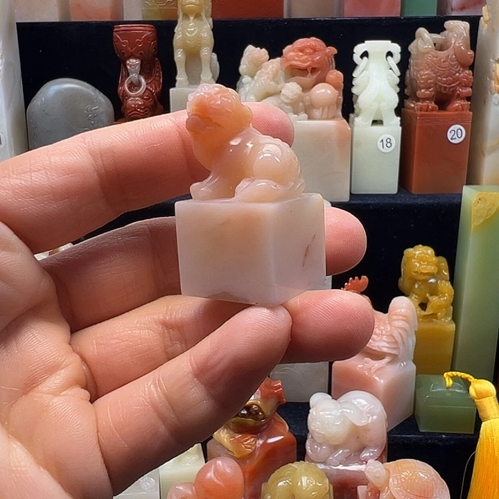 寿山石印石寿山石手工雕刻