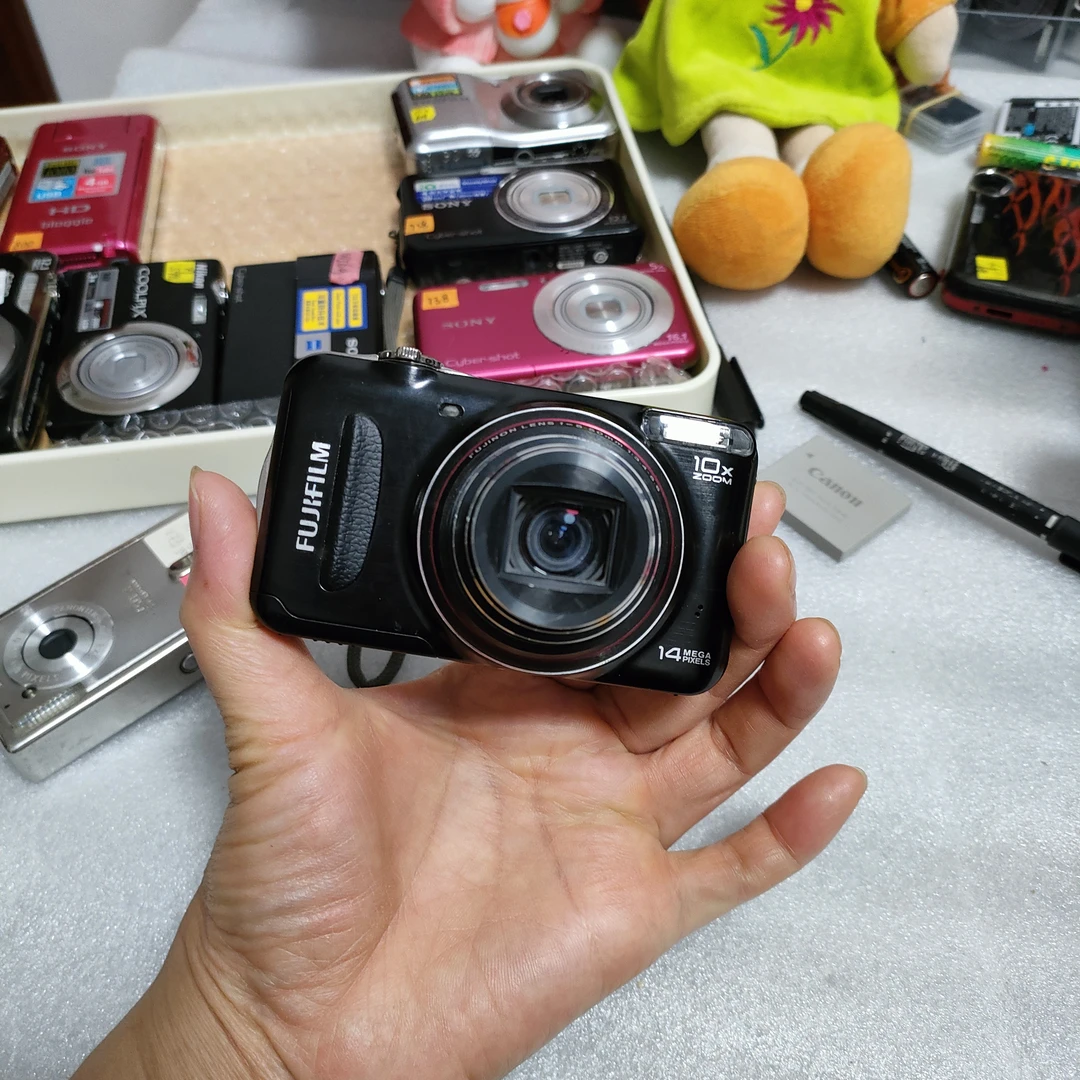 95新 Fujifilm/富士 T305 1400万像素10倍小长焦配件齐全No退换