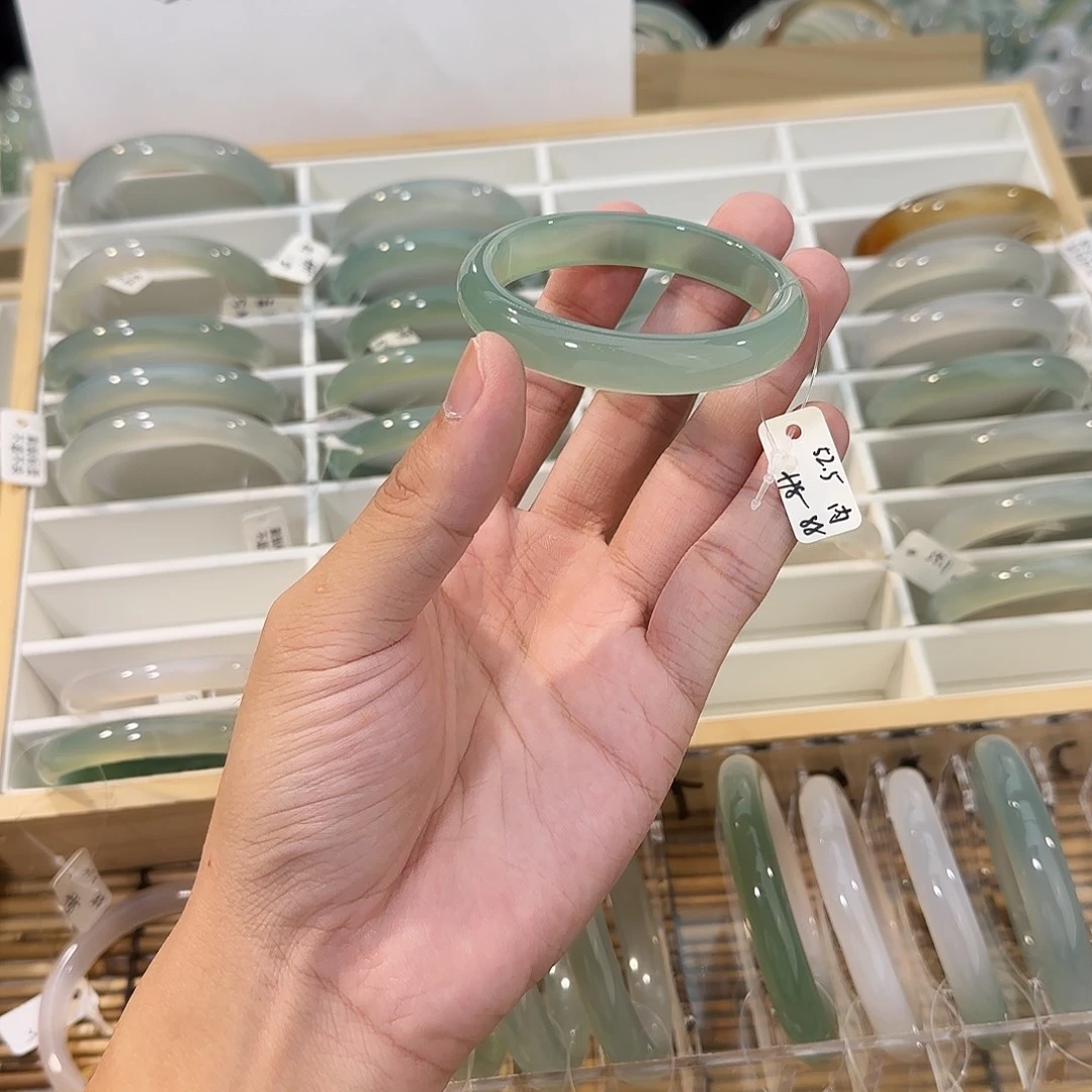 手镯玛瑙/玉髓未镶嵌圈口52.5
