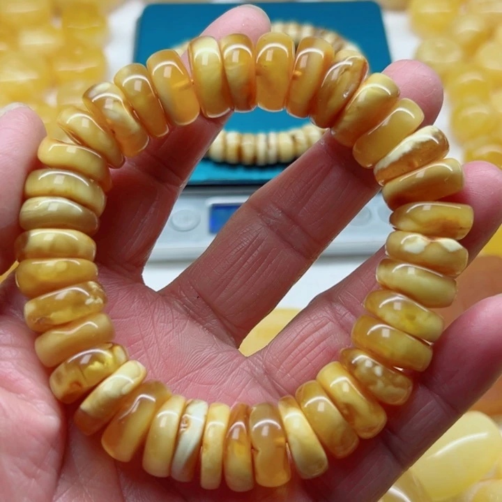 琥珀（矿物珀）未镶嵌裸石