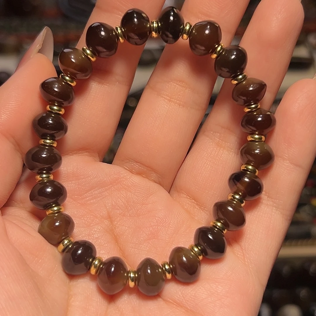 精***人玛瑙/玉髓未镶嵌珠宝奇石